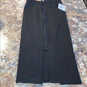New black midi skirt spandex 2x with zipper back